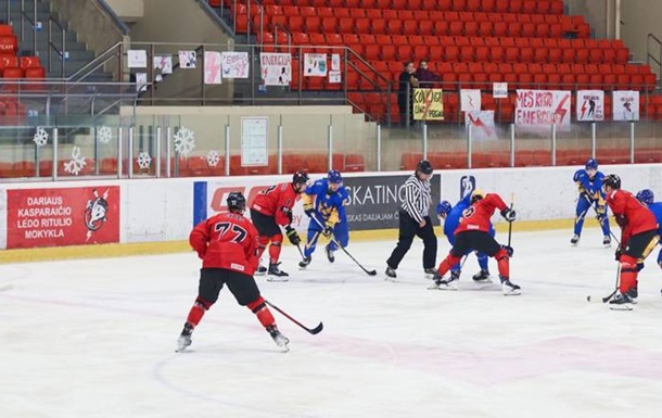 Збірна України з хокею вдало розпочала серію товариських матчів