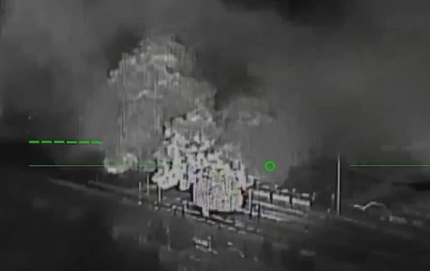 ССО показали уничтожение нефтебаз россиян в Крыму