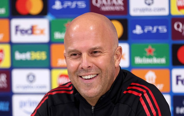 Арне Слот высказался о том, стоит ли Ливерпулю еще усиливать состав зимой