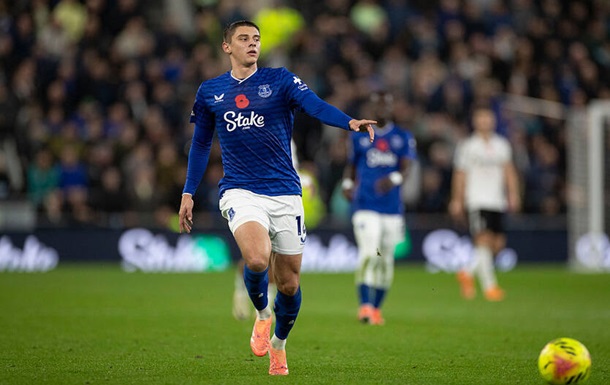 Миколенко отримав високі оцінки за гру проти Фулхема