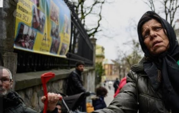 Гроші на популізм, а не на вчителів і захист? Депутати створюють армію бомжів?