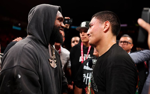 Промоутер Энниса заявил, что готов организовать бой с Ортисом