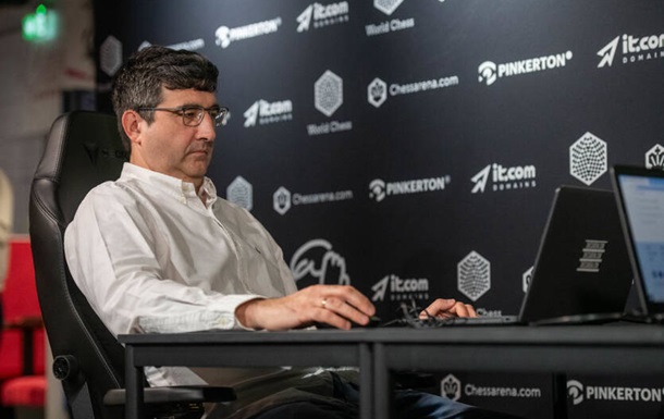 Крамник обвинен ФИДЕ в смерти Народницкого