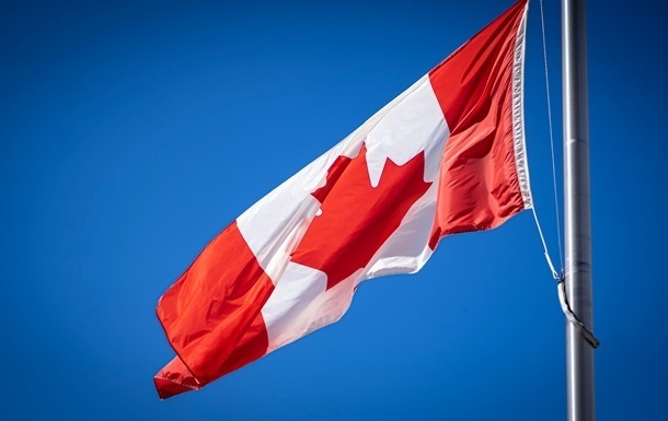 Канада сокращает квоту на визы для иностранцев