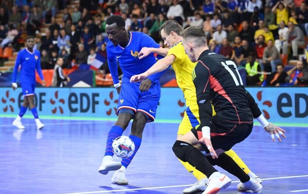 Футзал: украинцы одержали победу над Францией в товарищеском матче