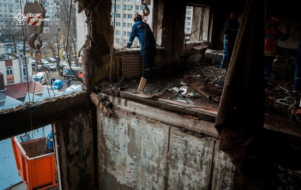 Атака России: в Киеве нашли тело шестой жертвы