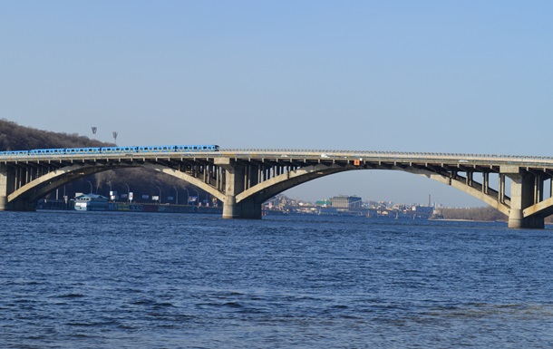 Рух мостом Метро обмежать 15-16 листопада