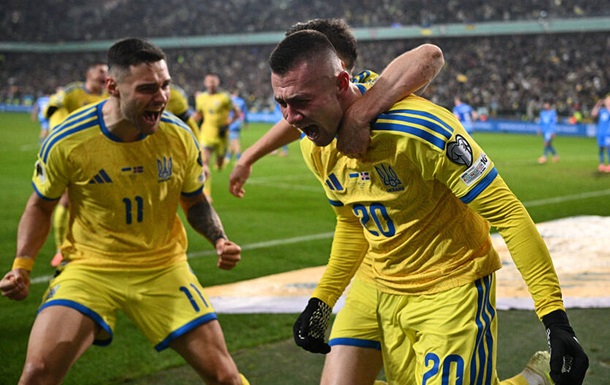 Украина выигрывает последний матч в группе D и сыграет в плей-офф отбора ЧМ