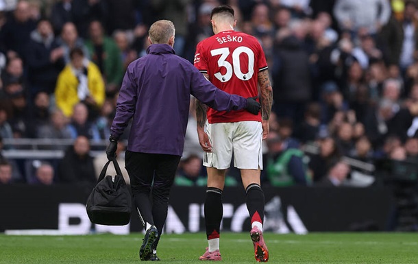 Манчестер Юнайтед потерял ключевого форварда на месяц