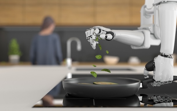 У Шанхаї масово використовуватимуть роботів-офіціантів і кухарів