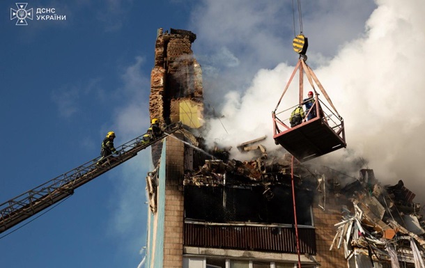 Удар по Тернополю: неизвестна судьба 22 человек