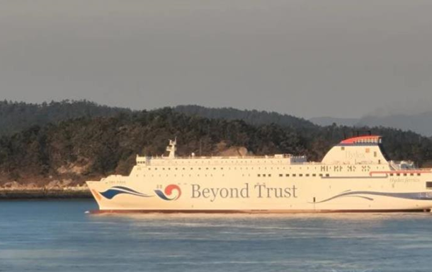 В Южной Корее паром попал в аварию из-за невнимательности члена экипажа