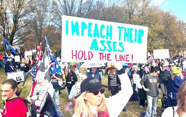 В Вашингтоне протестовали против политики Трампа, в частности по Украине