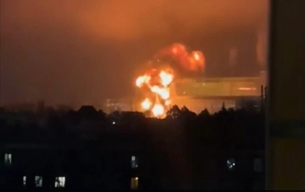 Дрони атакували електростанцію у Підмосков ї