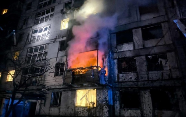 В Днепре 14 раненых из-за атаки  шахедов 