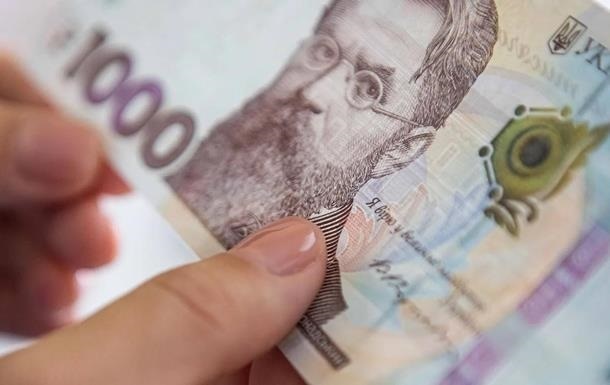 Відомо, скільки осіб подали заявки на розширену Зимову підтримку