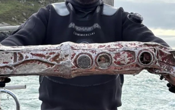 У побережья Британии обнаружено российское устройство слежения - BBC