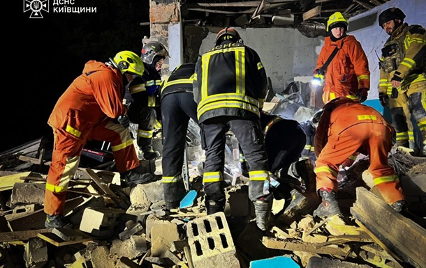 Удар по Киевщине: появились фото последствий