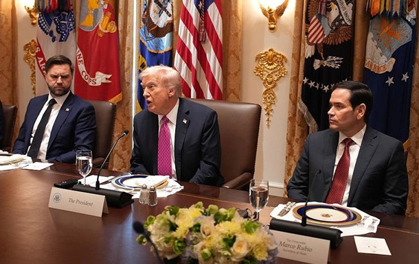 В окружении Трампа началась борьба из-за  мирного плана  - СМИ