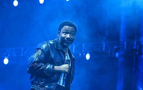 Співак Childish Gambino зізнався про інсульт під час туру та дві операції