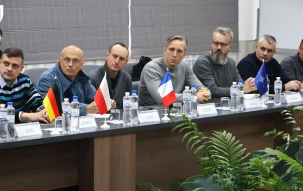 Коаліція з розмінування провела зустріч в Україні