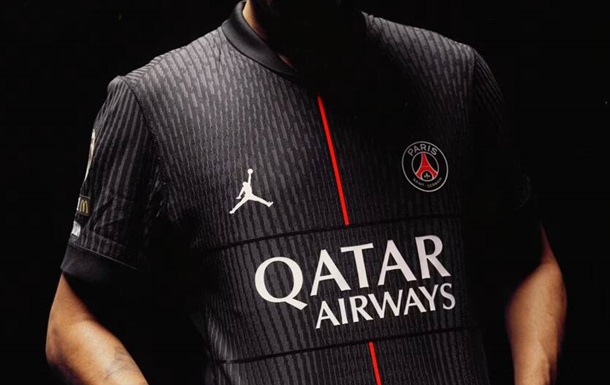 ПСЖ представил четвертый комплект формы на текущий сезон