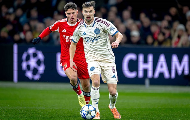 Трубин и Судаков внесли вклад в победу Бенфики над Аяксом