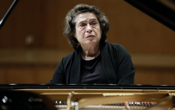 В Нидерландах отменили концерт пропутинской пианистки