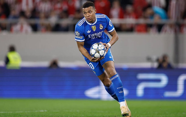 Мбаппе стал игроком недели в ЛЧ за четыре гола