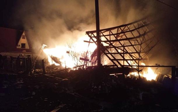 Атаки на Днепропетровщину: есть раненые и разрушения