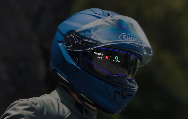 Японцы представили первый шлем дополненной реальности для мотоциклистов