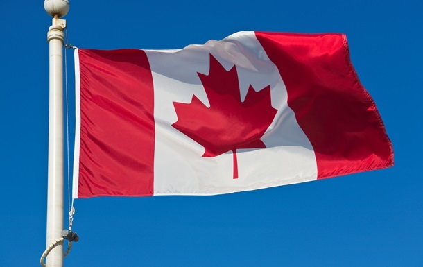 Канада предоставит еще 200 миллионов долларов на оружие для Украины