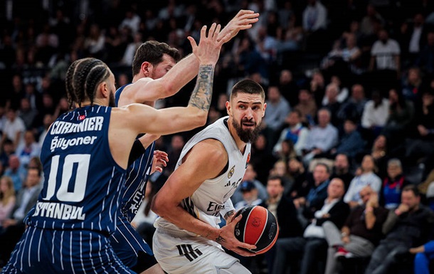 Лень результативно играет в Евролиге, где Реал побеждает Анадолу Эфес
