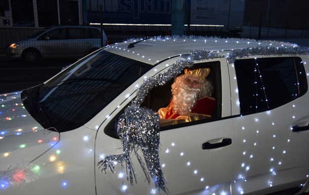 Святой Николай прибыл в Украину