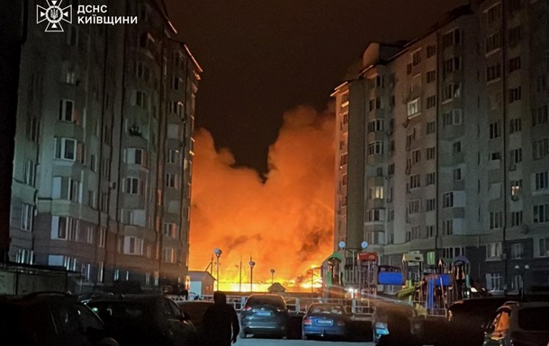 ДСНС показала наслідки удару по Київщині