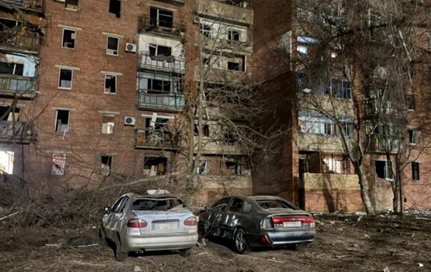 РФ атаковала Славянск: повреждены семь многоэтажек