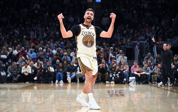 НБА: Голден Стэйт дожал Кливленд, Бруклин разгромил Новому Орлеану