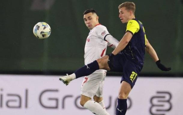 Металлист 1925 и Верес не смогли доиграть игру из-за света