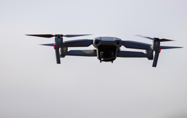 Возле аэропорта Вильнюса задержали двух операторов дронов