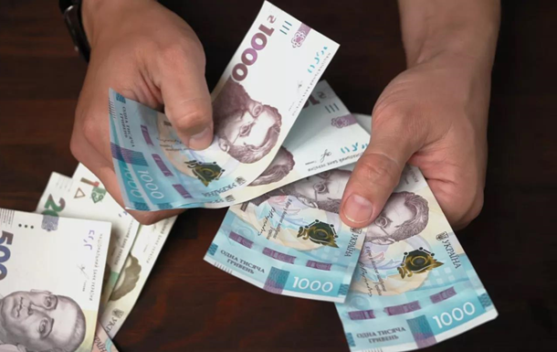 Бюджет 2026: какие зарплаты будут у военных, учителей и врачей