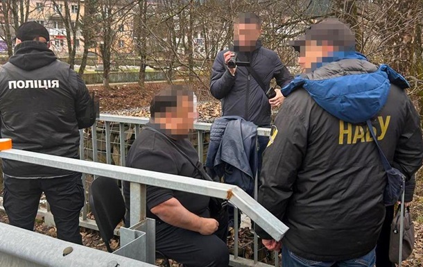 Хабар за  потрібне  рішення: суд обрав запобіжний захід судді з Закарпаття