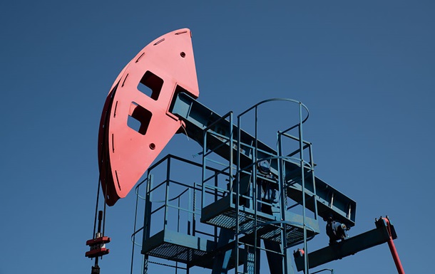 Китайские  чайники  покупают нефть из РФ по рекордным скидкам - СМИ