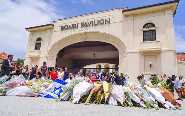 Сіднейському стрільцю висунули майже 60 обвинувачень