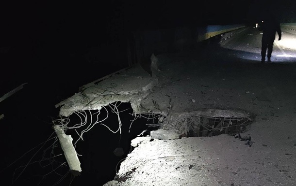 На Одесчине устраняют последствия удара по мосту