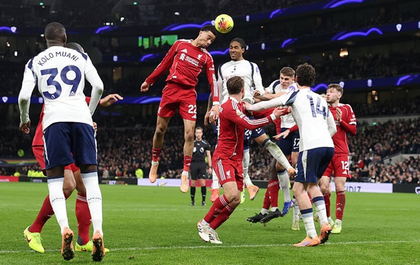 Численное преимущество помогло Ливерпулю обыграть Тоттенхэм