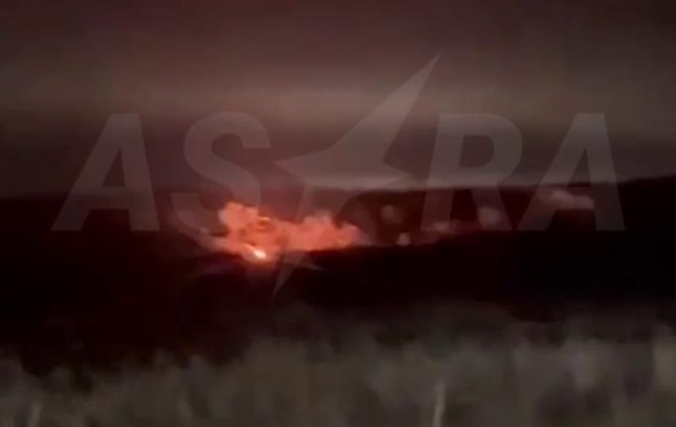 В двух регионах РФ горят подстанции: тысячи потребителей без света