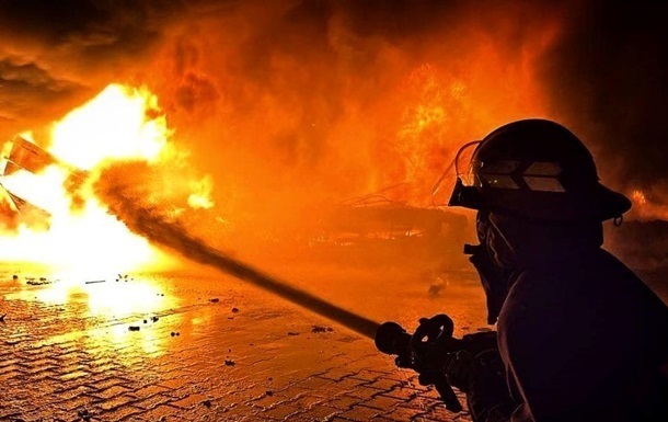 РФ атаковала портовую инфраструктуру Одессы и судно