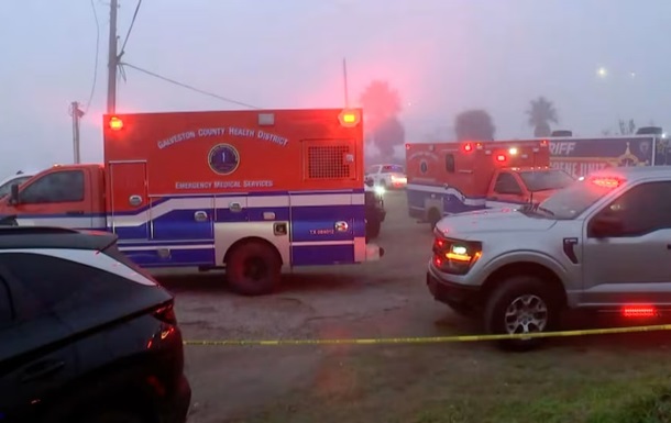 У Техасі зазнав аварії літак ВМС Мексики: щонайменше п ятеро загиблих