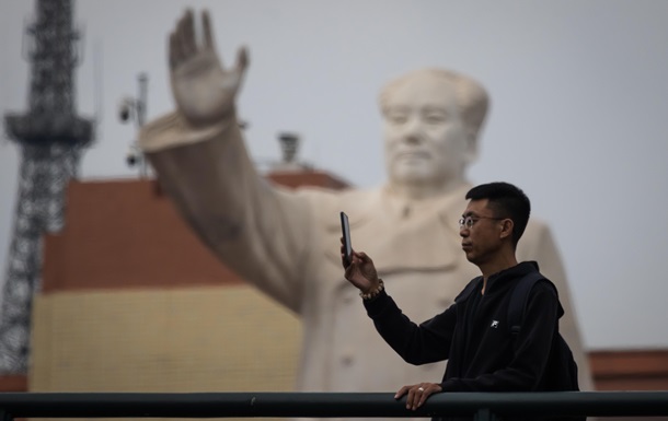 В Китае будут наказывать за  непристойный контент  в личных сообщениях