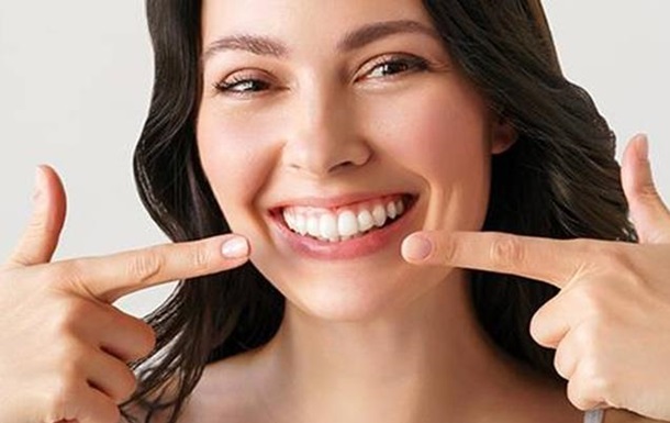 Как отбелить зубы в домашних условиях